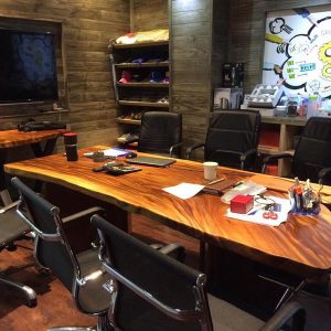 Bàn làm việc me tây nguyên tấm (250×80-90)